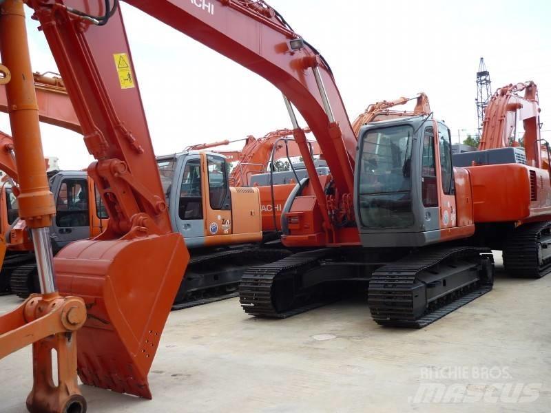 Hitachi ZX 225 US Pásová rýpadla