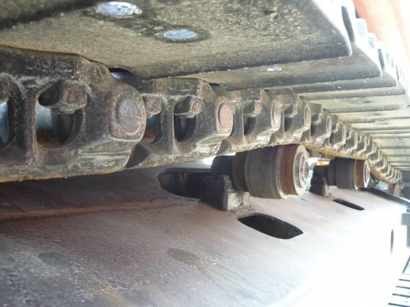 Hitachi ZX 225 US Pásová rýpadla