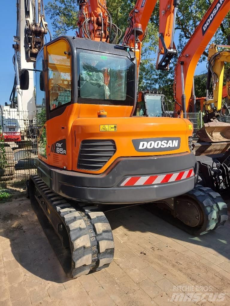 Doosan DX 85 R-3 Midi rýpadla 7t - 12t