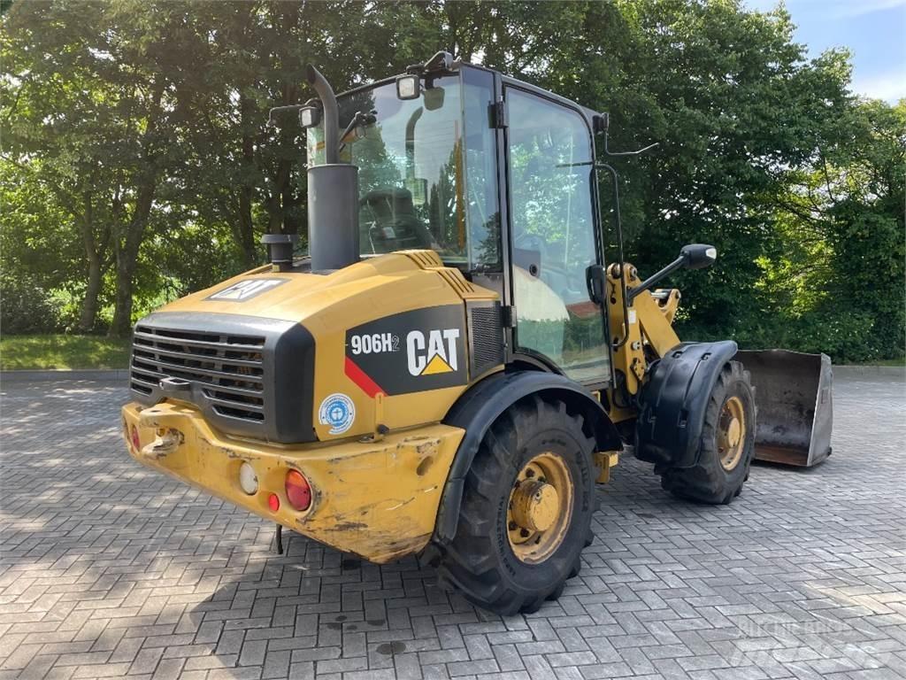 CAT 906H2 Kolové nakladače