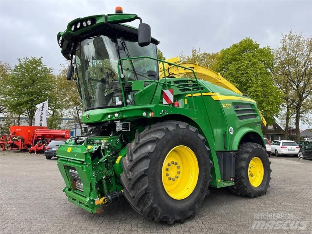 John Deere 8500 Sklízecí řezačka