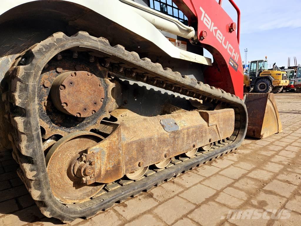 Takeuchi TL 8 Smykem řízené nakladače