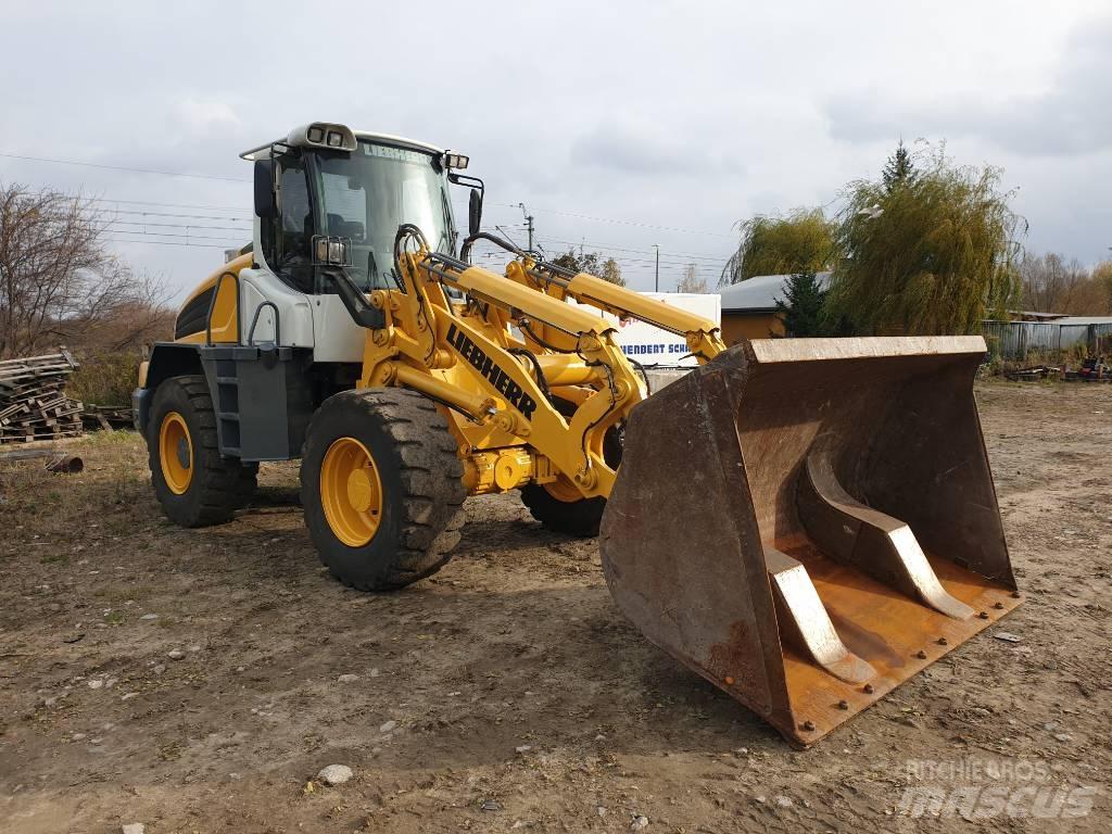 Liebherr L 524 Kolové nakladače