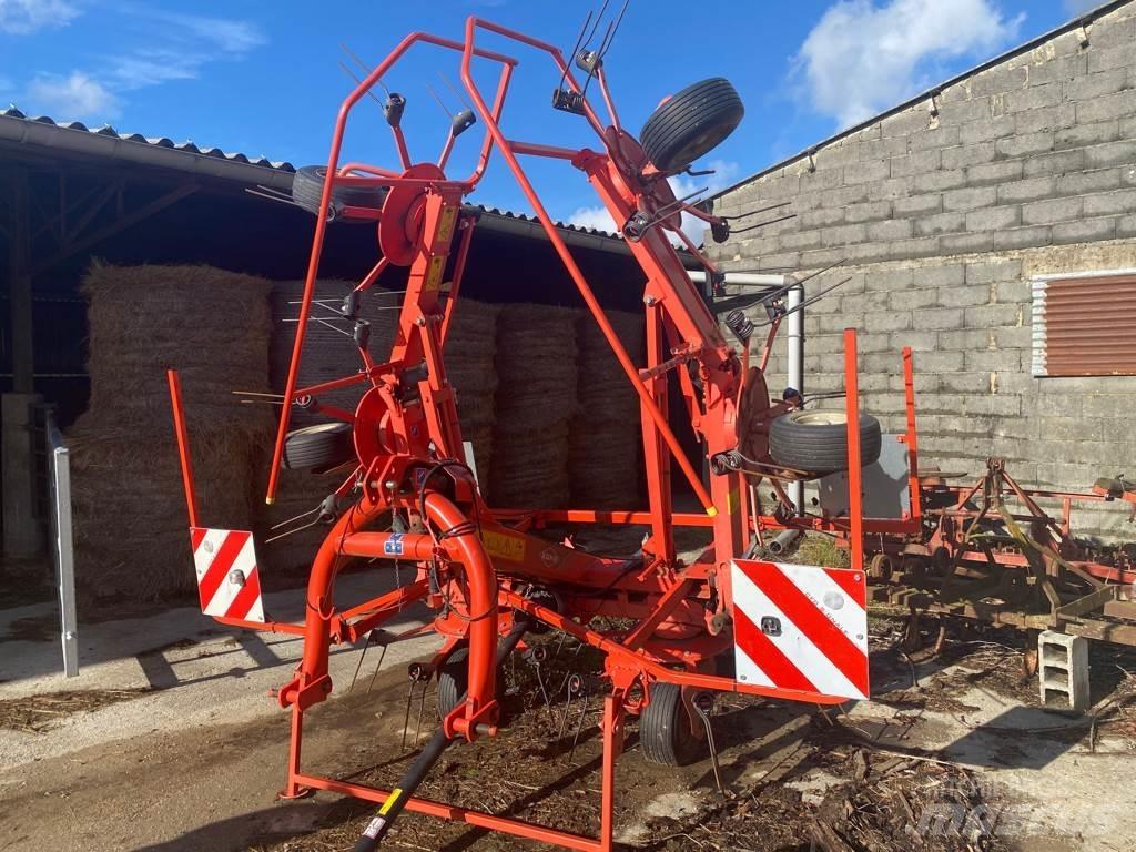 Kuhn GF 6502 Obraceče a shrabovače sena