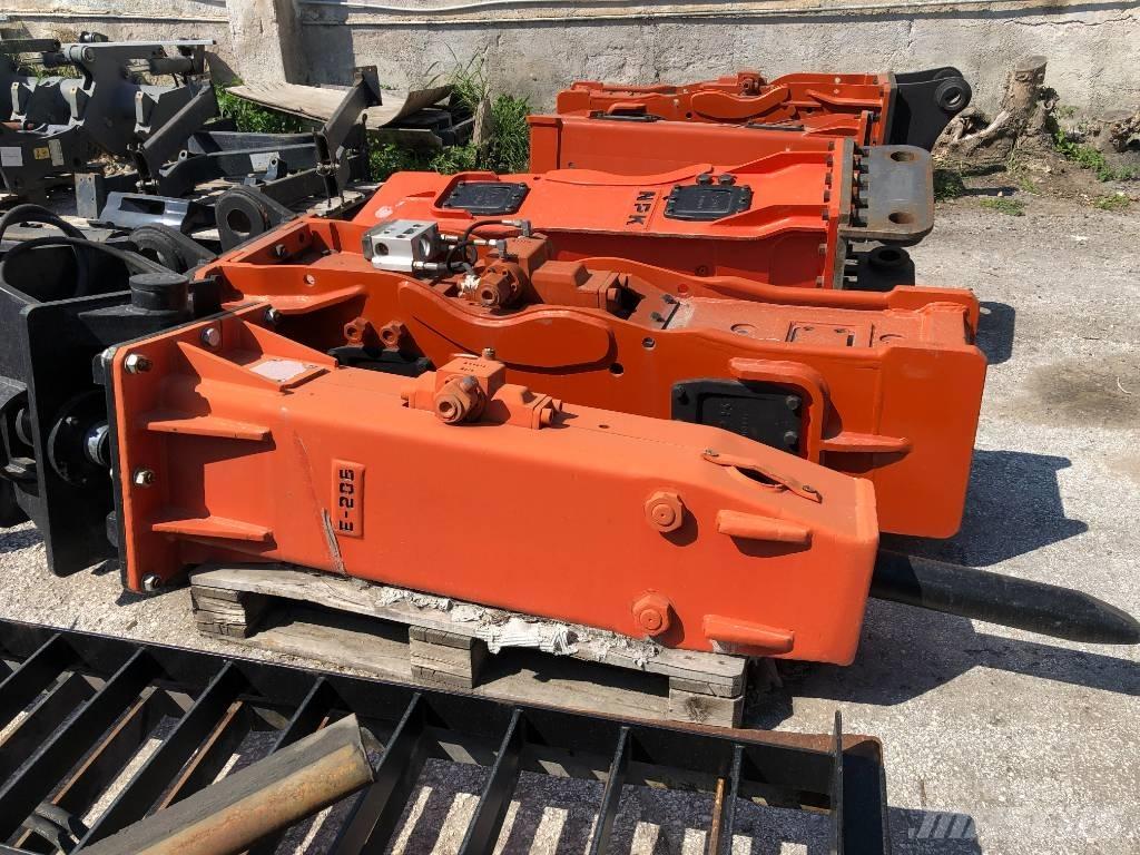 NPK E-206 Bourací kladiva / Sbíječky