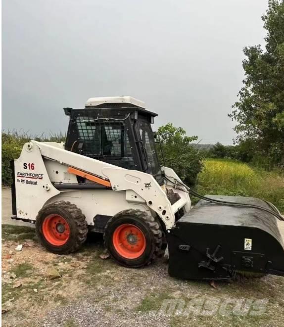 Bobcat S 16 Smykem řízené nakladače