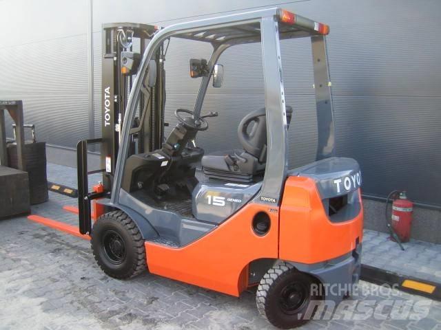 TOYOTA 028FGF15 LPG vozíky