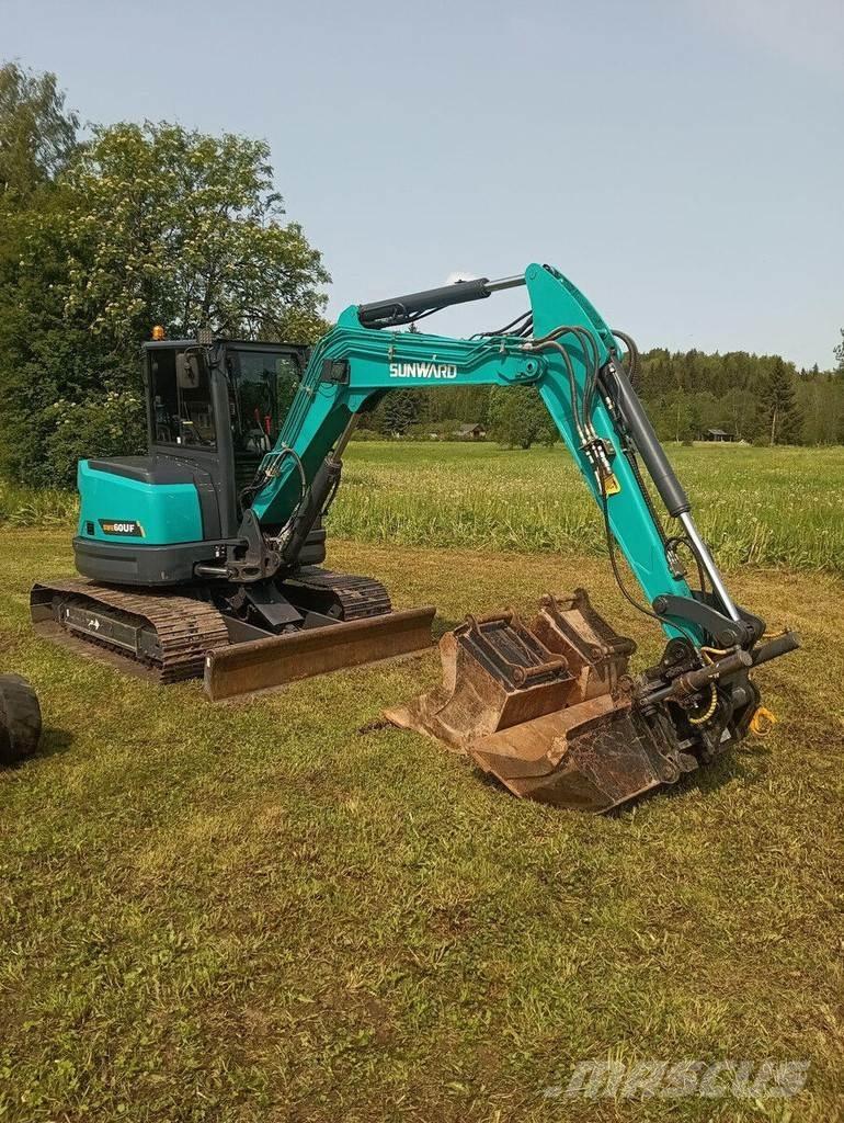 Sunward SWE60UF Midi rýpadla 7t - 12t