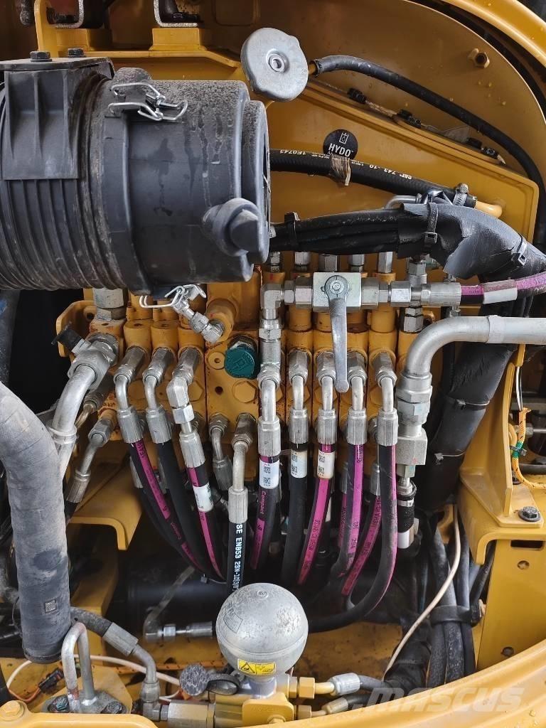 CAT 303.5E Mini rýpadla < 7t