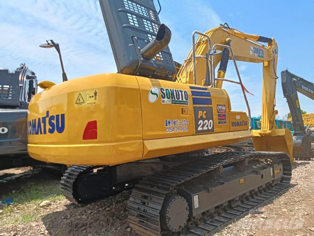 Komatsu PC 220-8 Pásová rýpadla