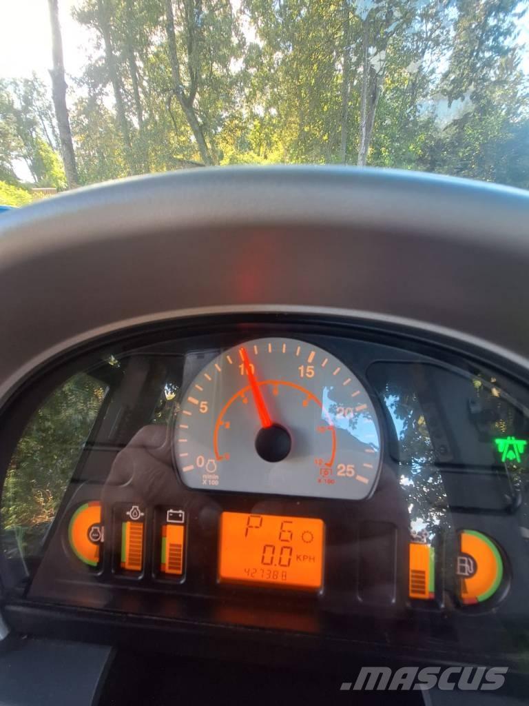 Challenger MT 775 E Traktory