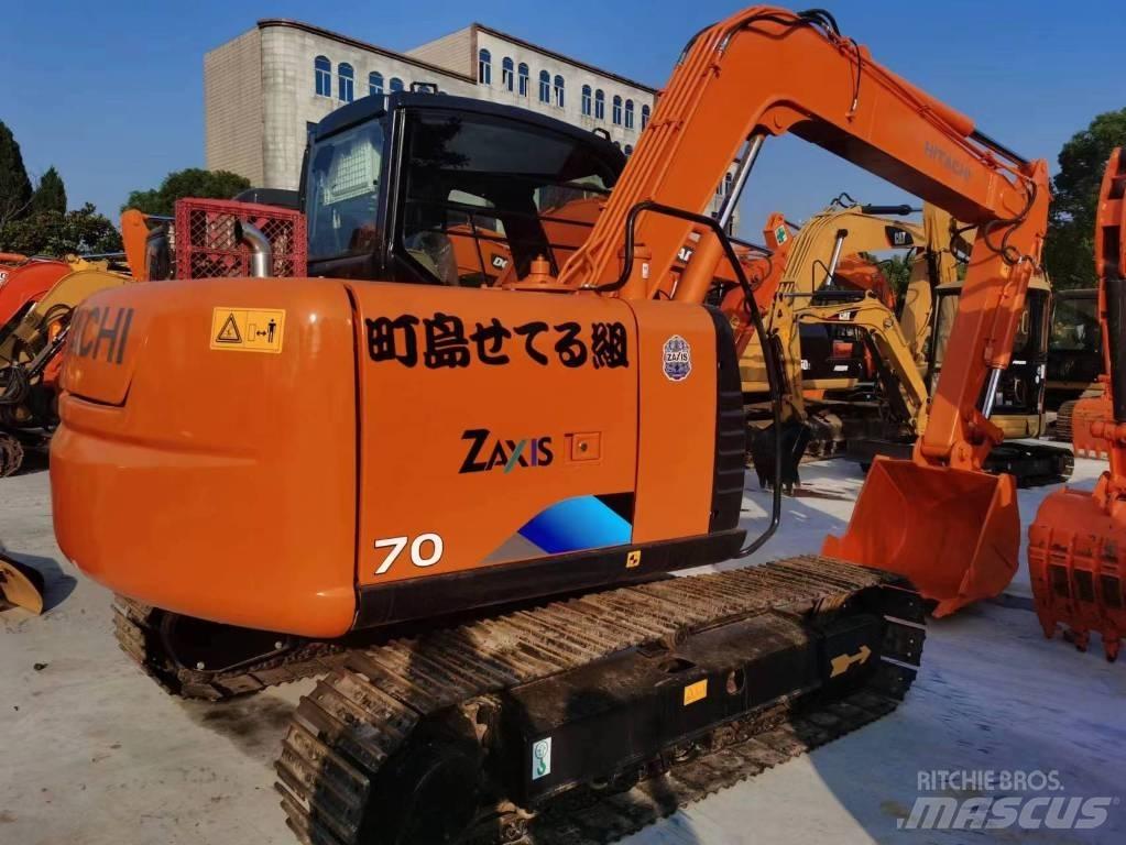 Hitachi ZX 70 Midi rýpadla 7t - 12t