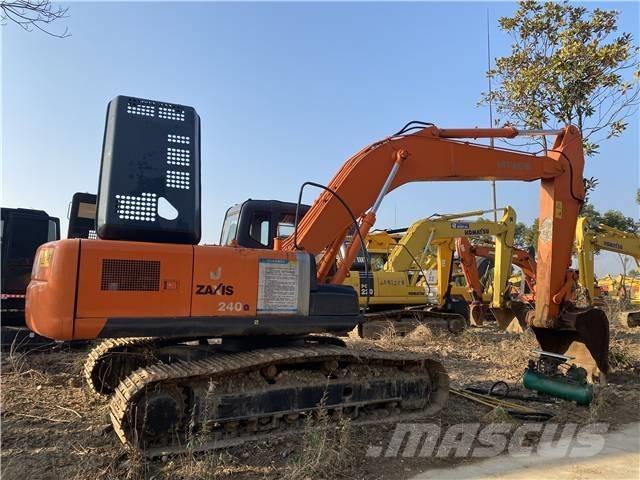Hitachi ZX240 Pásová rýpadla