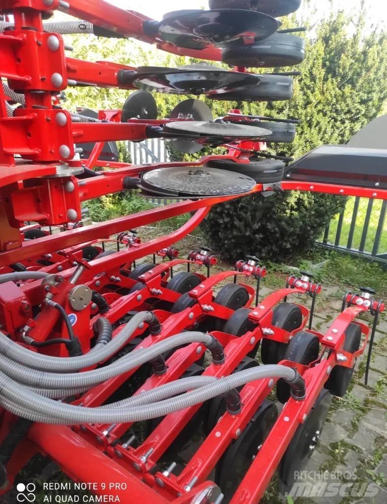 Kuhn Espro 6000 R Mechanické secí stroje