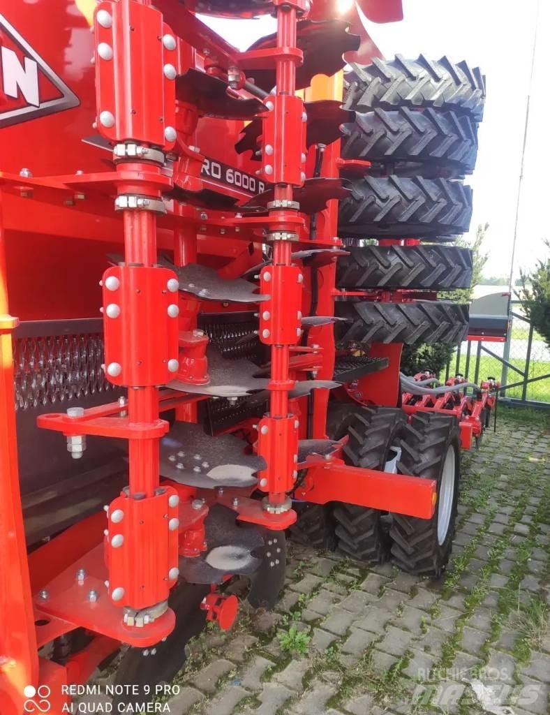 Kuhn Espro 6000 R Mechanické secí stroje