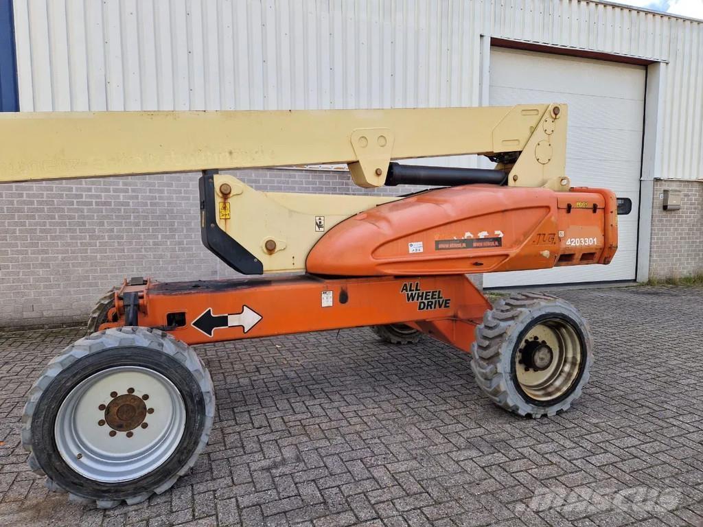 JLG E600 Kloubové plošiny