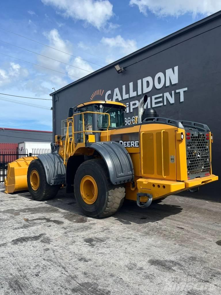 John Deere 824 K Kolové nakladače