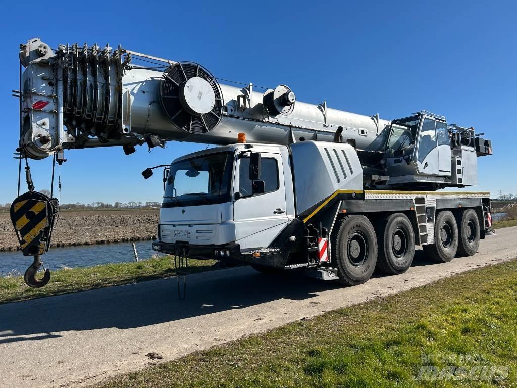 Grove GMK 4100 L Univerzální terénní jeřáby
