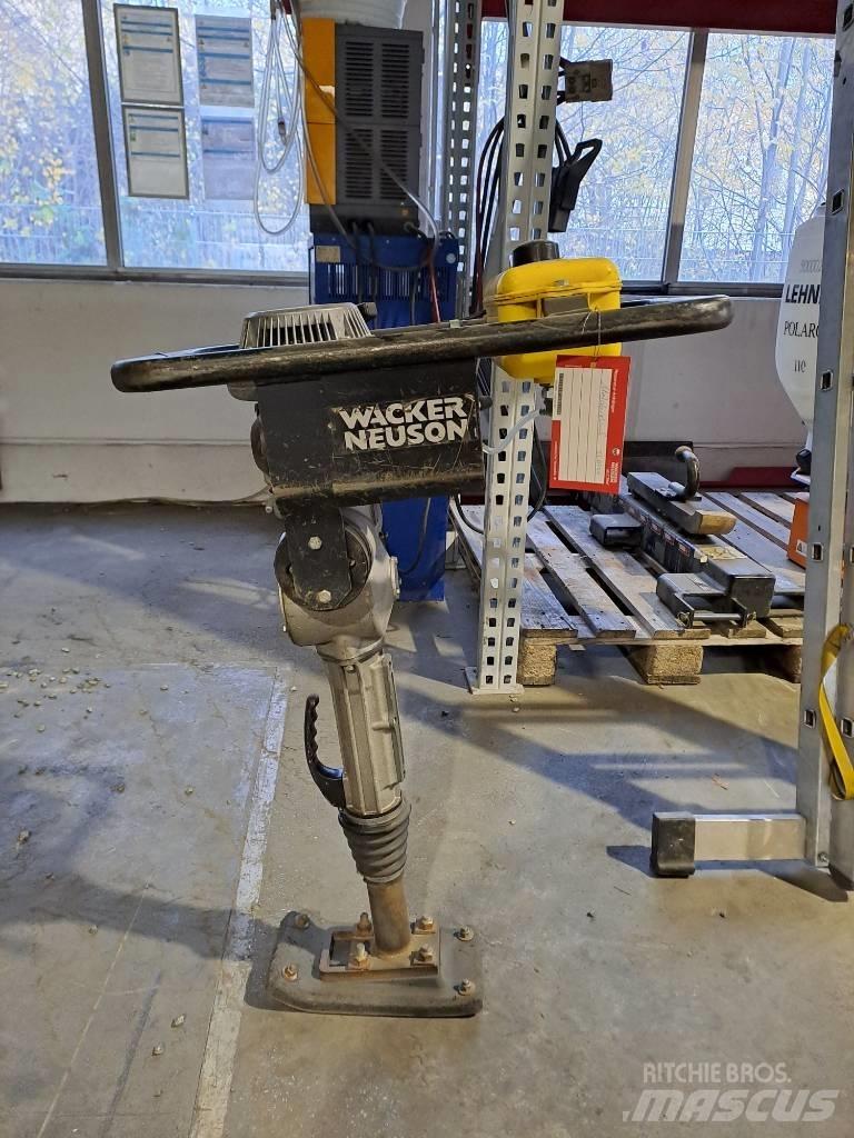 Wacker Neuson BS30 Vibrační pěchy