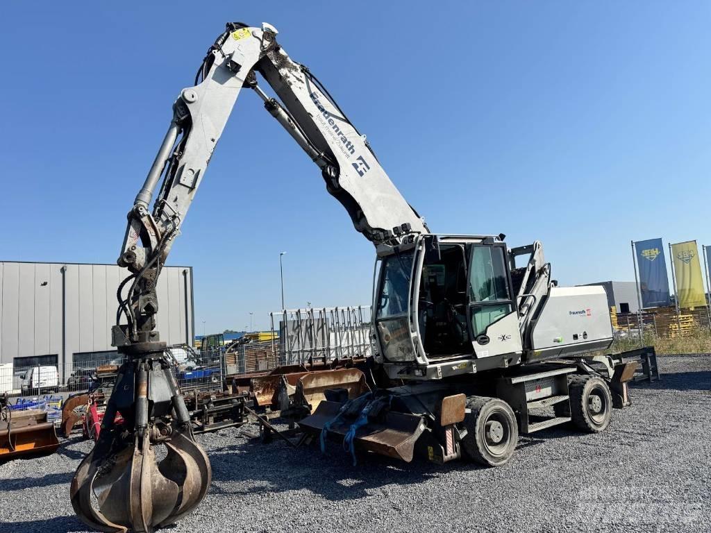 Sennebogen 818 Stroje pro manipulaci s odpadem