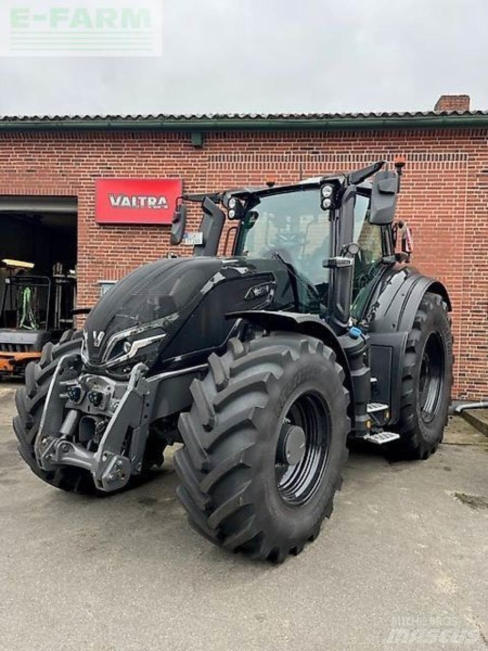 Valtra q265 Traktory