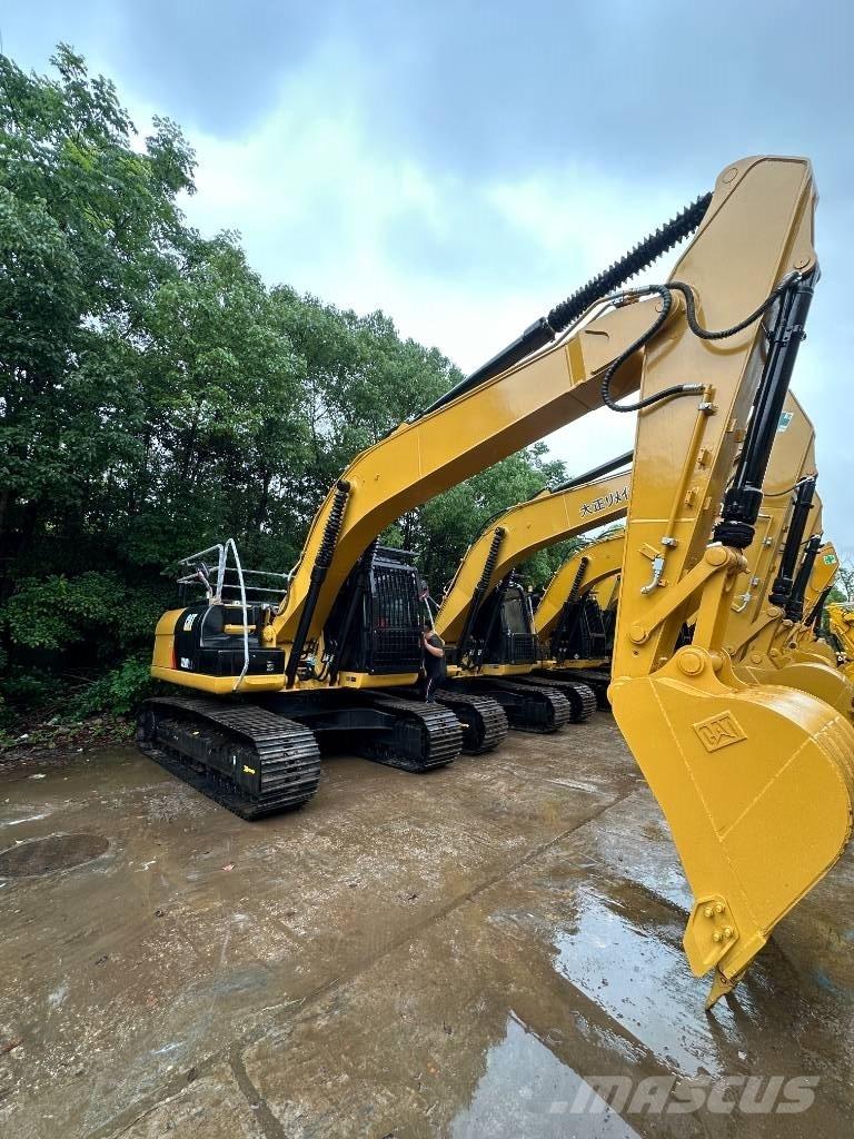 CAT CAT320D Midi rýpadla 7t - 12t