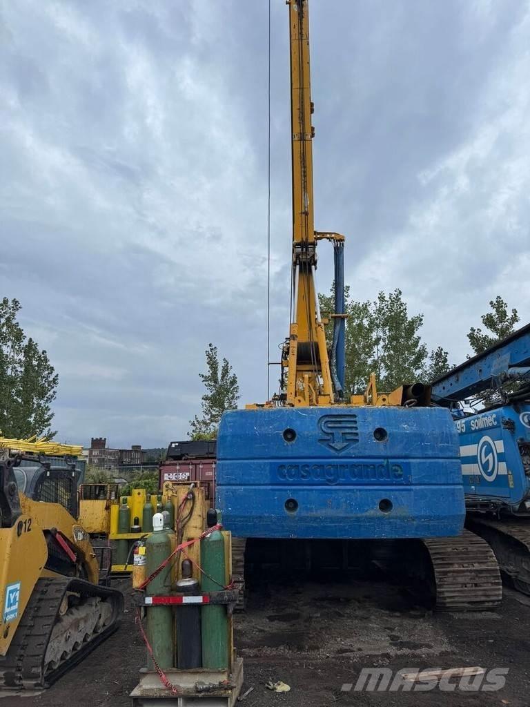 Casagrande B300 Velké vrtací stroje