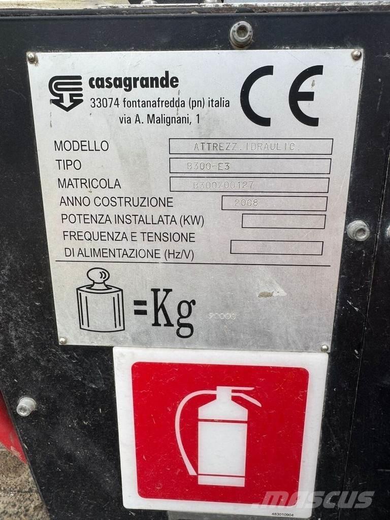 Casagrande B300 Velké vrtací stroje