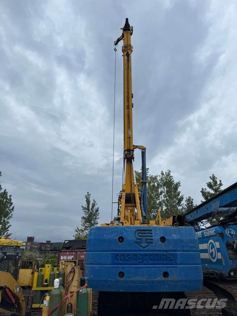Casagrande B300 Velké vrtací stroje