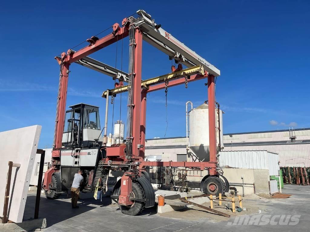 Shuttlelift ISL30 Univerzální terénní jeřáby