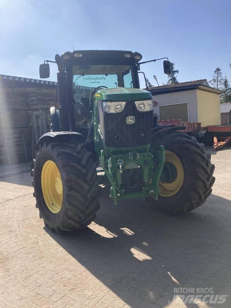 John Deere 6170 R Traktory