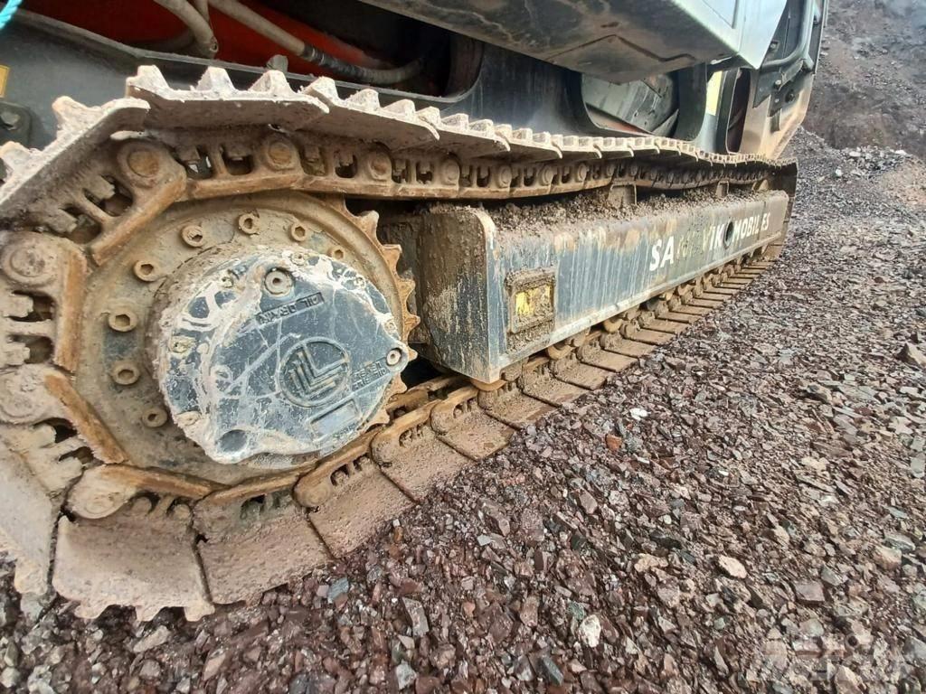 Sandvik QJ241 Mobilní drtiče