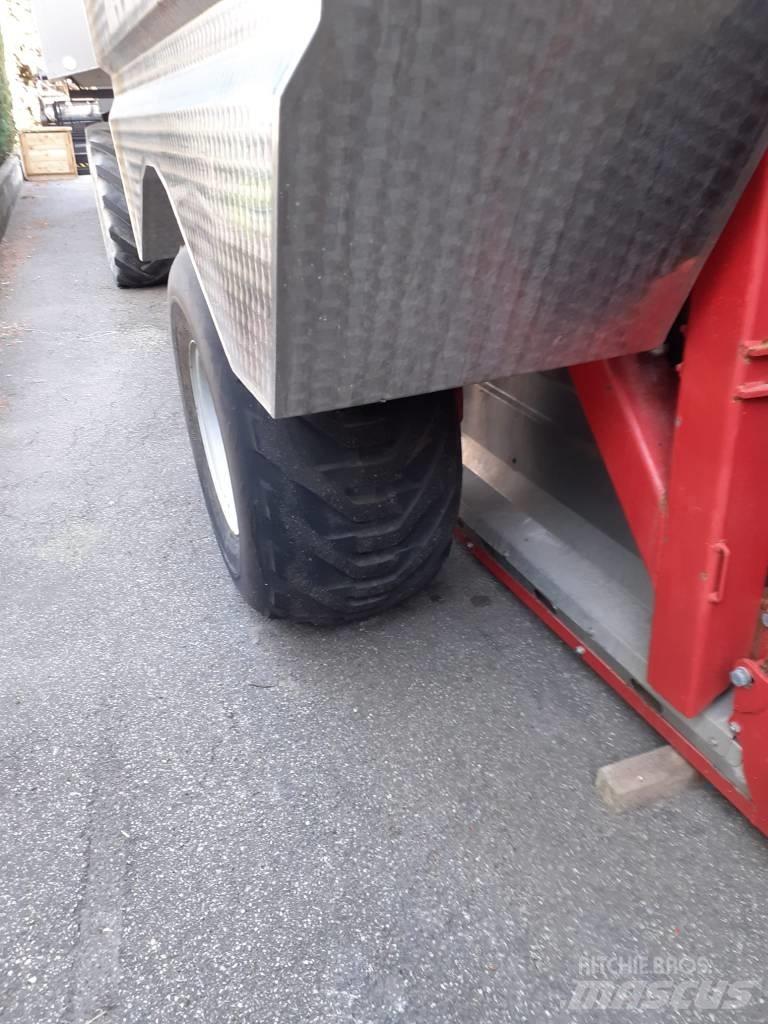  ERO ls Stroj na sklízení hroznů