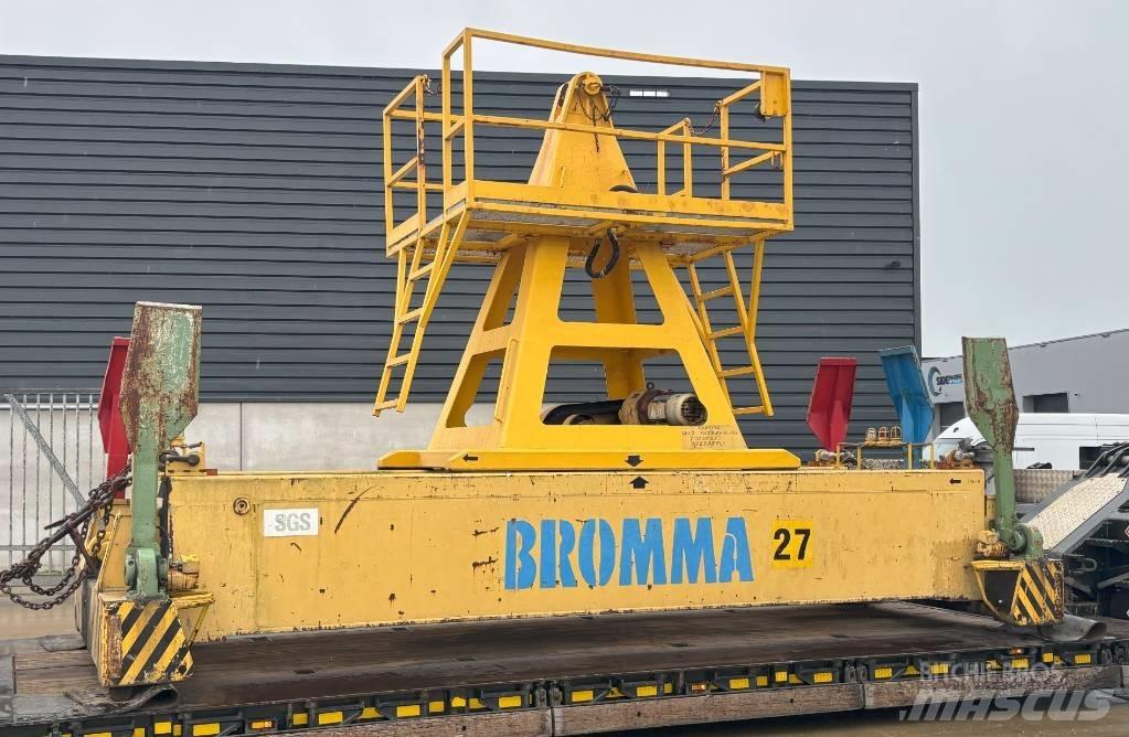  Bromma EH5 - 35t Stavitelné vidlice