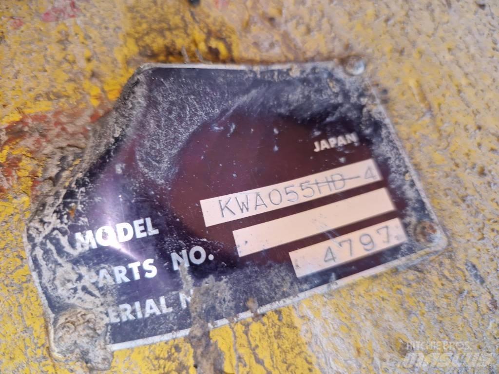 Komatsu KWA 055HD-4 Nápravy