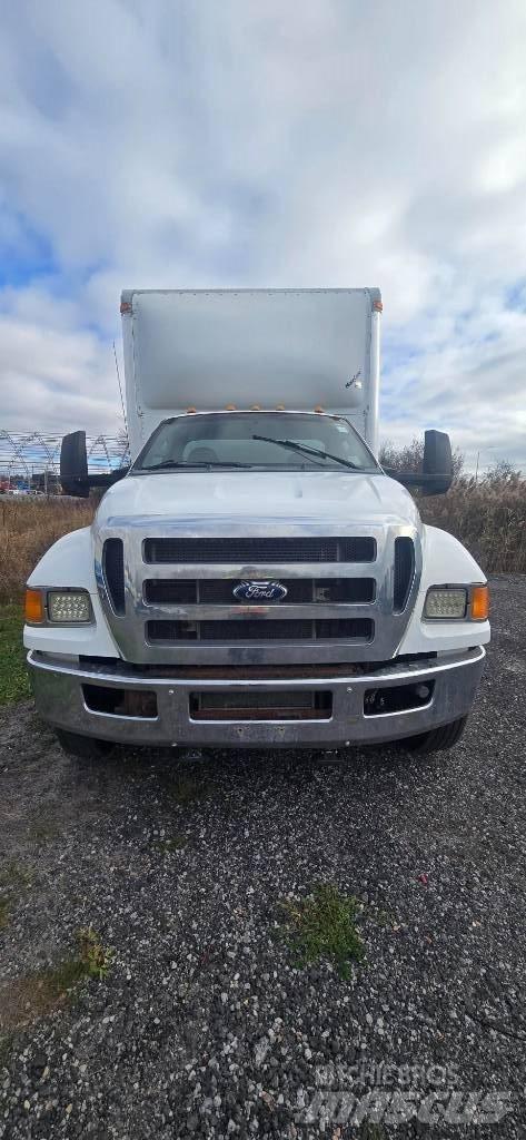Ford F 650 Skříňová nástavba