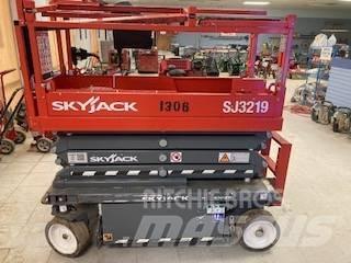 SkyJack SJ 3219 Nůžková zvedací plošina