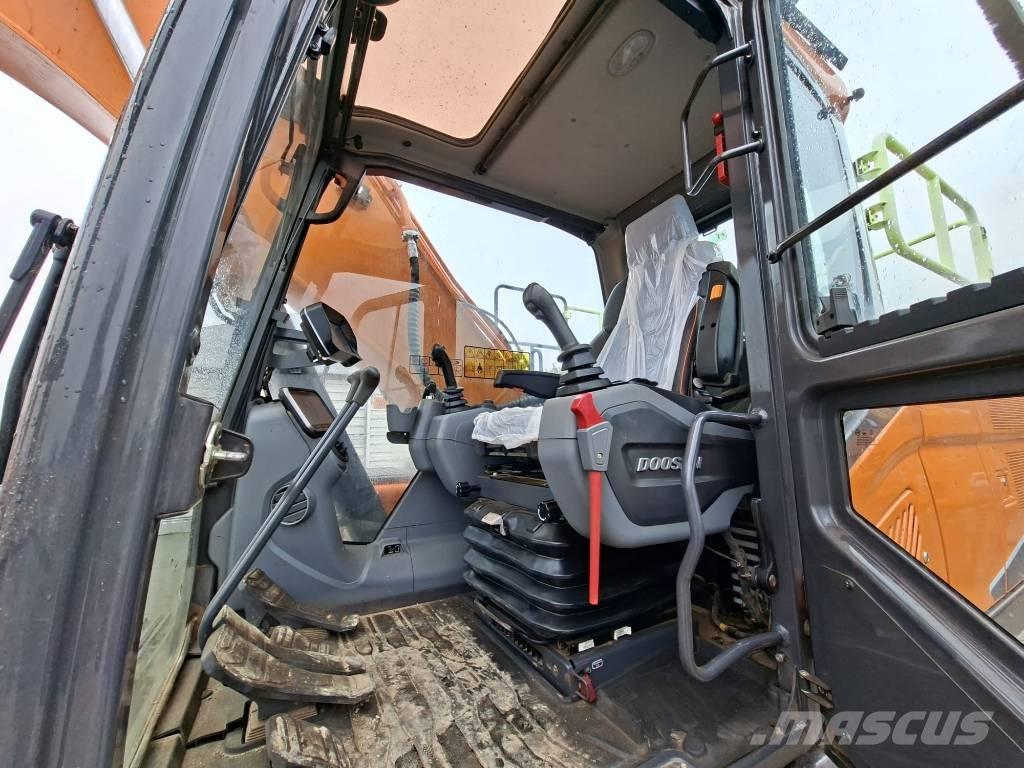 Doosan DX 225 LC Pásová rýpadla
