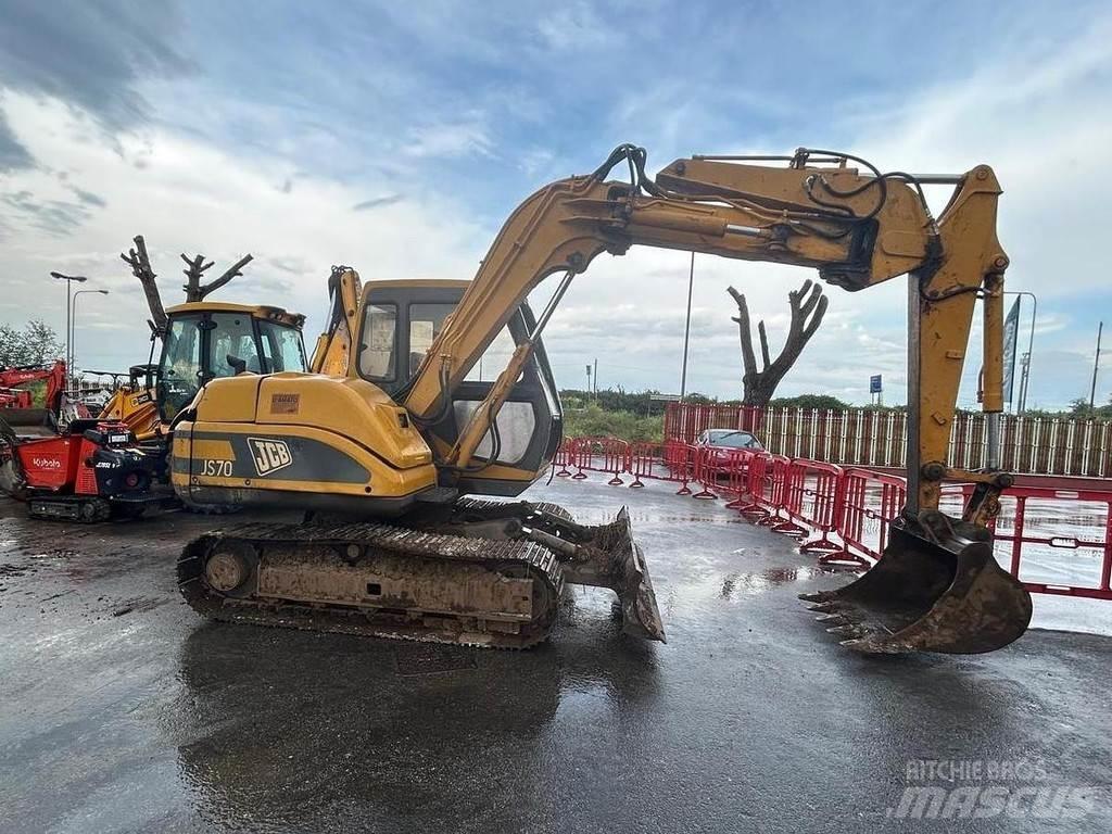 JCB JS70 Midi rýpadla 7t - 12t