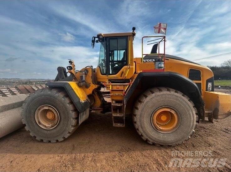 Volvo L 220 H Kolové nakladače