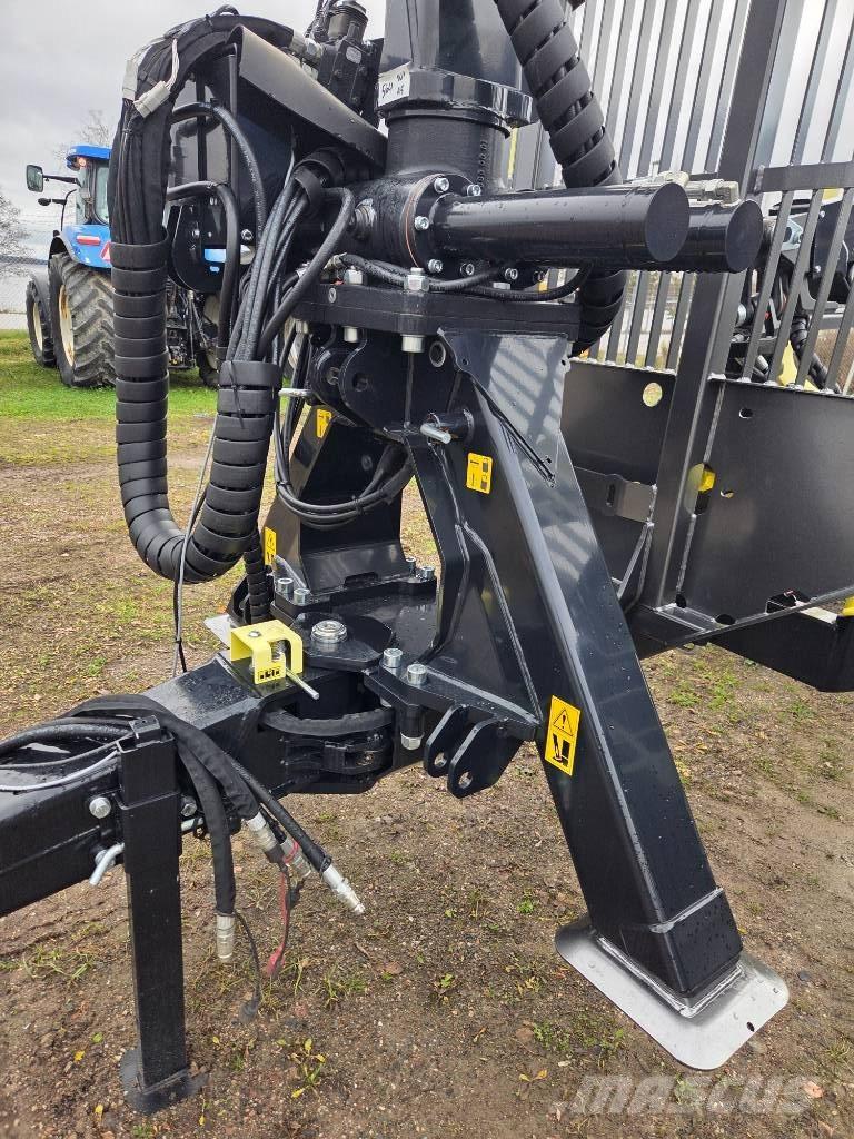 Palms V9S Lesnické přívěsy