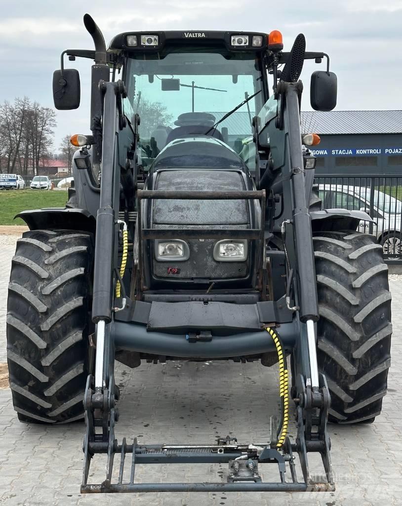 Valtra T 191 Traktory