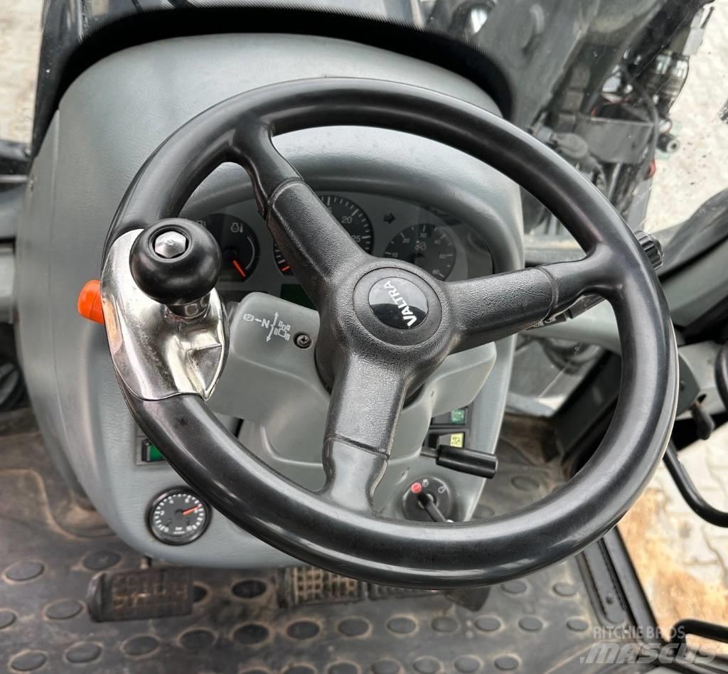 Valtra T 191 Traktory