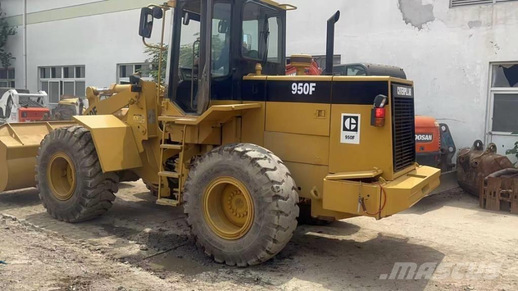 CAT 950 F Kolové nakladače