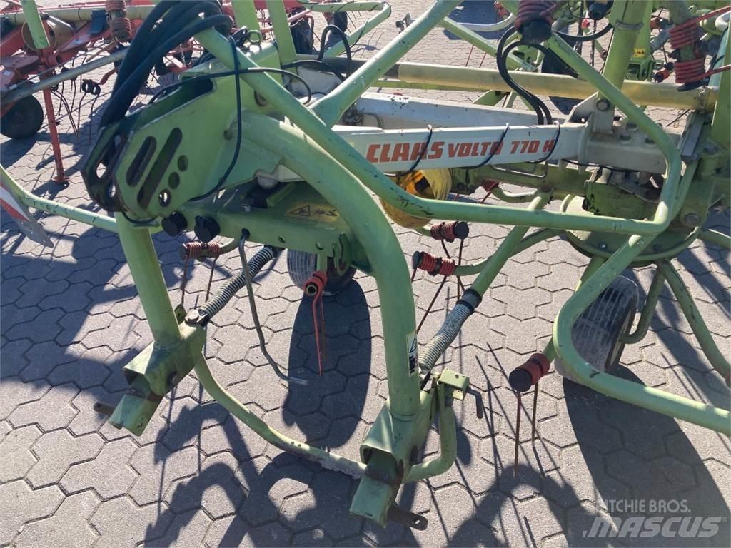 CLAAS Volto 770 Obraceče a shrabovače sena