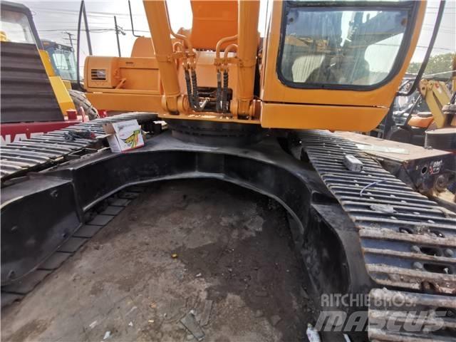 Hyundai R300LC-7 Pásová rýpadla