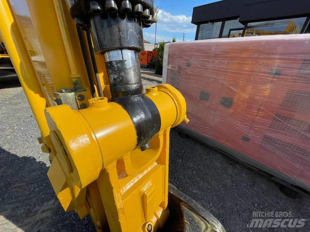JCB JS 220 XD Pásová rýpadla