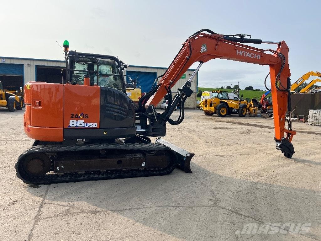Hitachi ZX85 USB-6 Midi rýpadla 7t - 12t