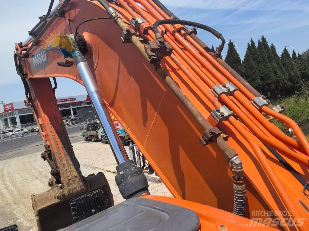 Doosan DX 340 LC-9C Pásová rýpadla