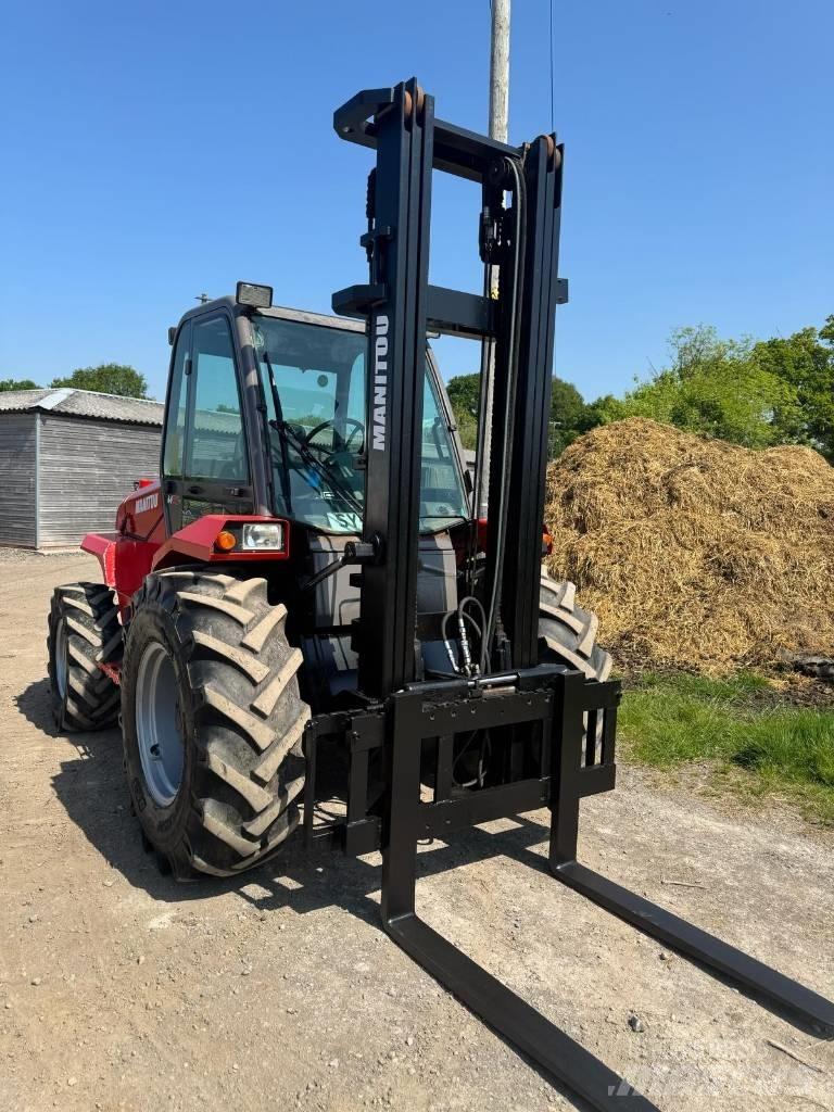 Manitou M 26.4 Terénní vysokozdvižné vozíky